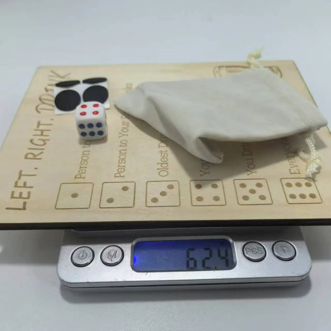 Drinking game party drinking bar dice game gift creative decision dice wooden cube customization left and right drinking game