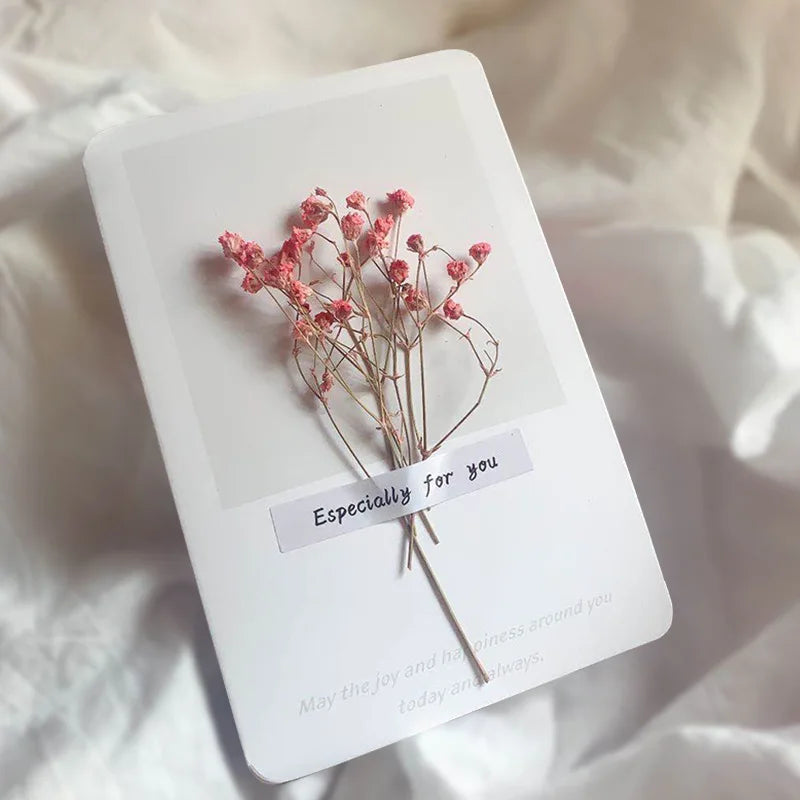 Wooden crafts, newly arrived dried flowers, wedding birthday, teachers' day, thanksgiving, mother's day greeting card, blessing, real flower card