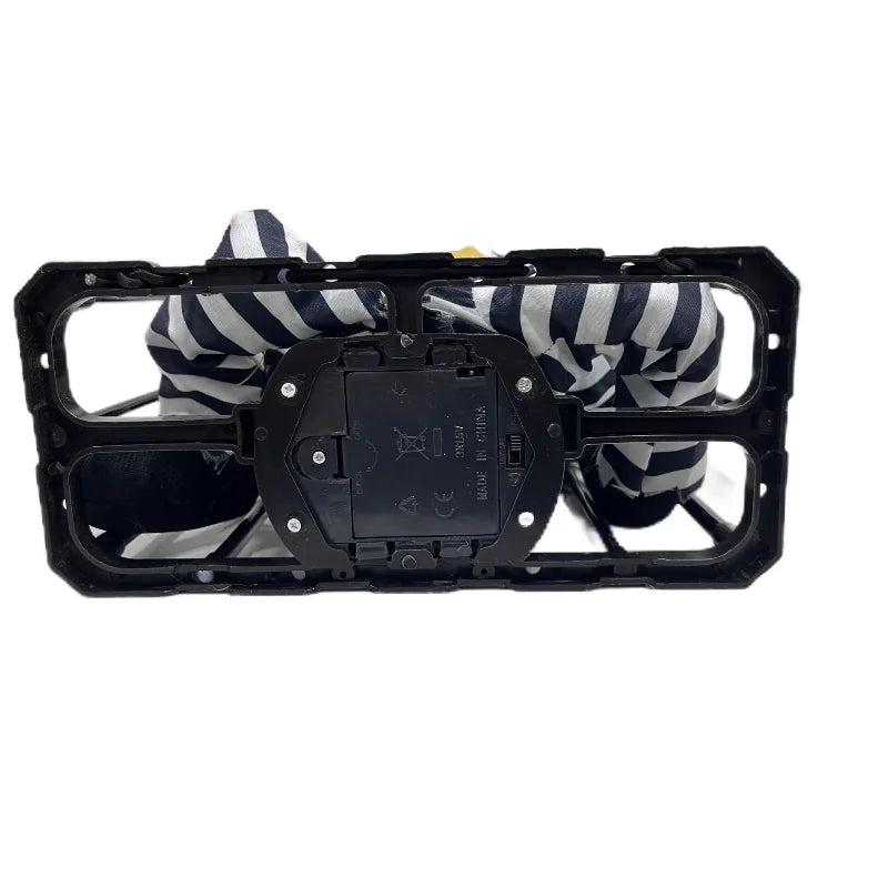 Halloween & Day of the Dead Decorate Horror Props Scary Skull Clowns Decorate Halloween Parties in Cages and Escape Rooms