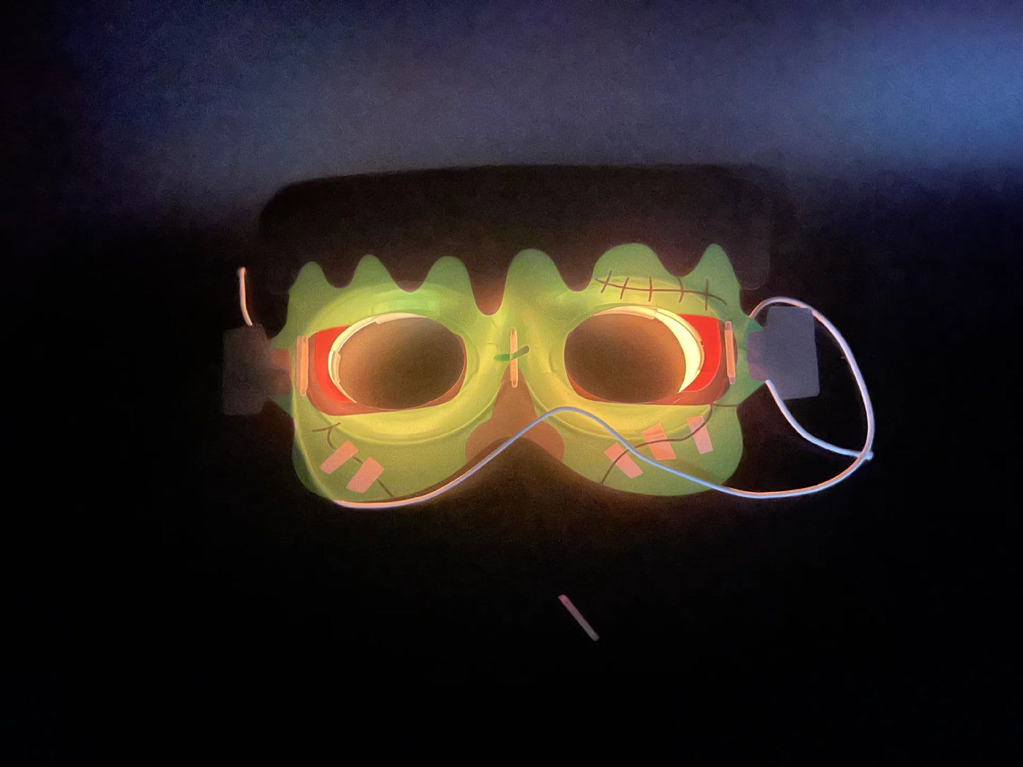 Halloween & Day of the Dead Glow Mask Bat Eye Mask Costume Black Bat Mask Dress Up Adult Children Halloween Glow Party Eye Mask