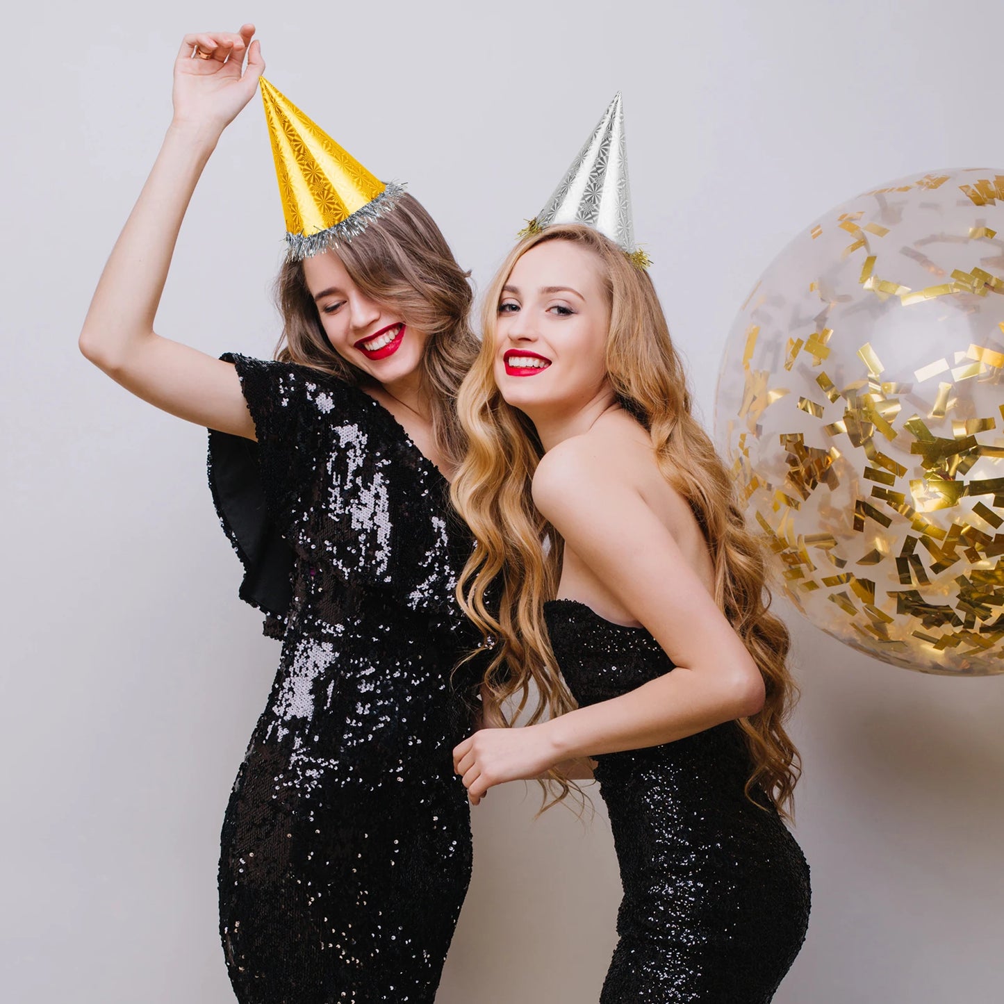 48 Silver Black Gold New Year's Hats Noise Maker 2025 New Year's Eve Party Favorites Photo Gifts 2025 New Year's Hats &amp; Trumpets 