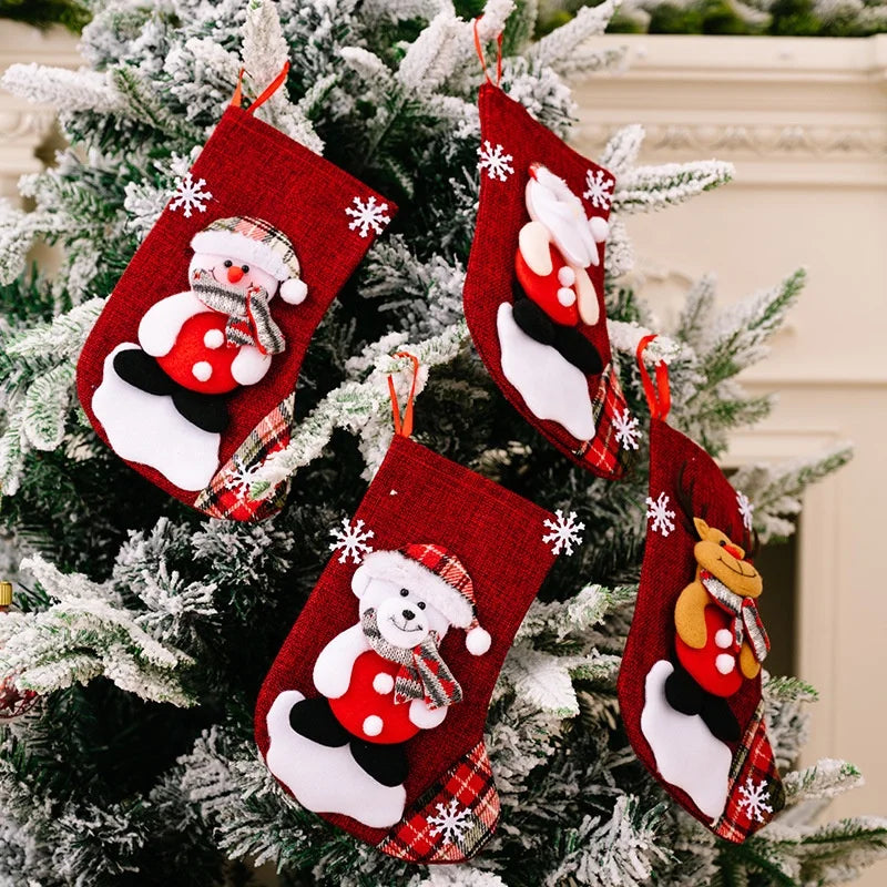 2022 new hot-selling small Christmas socks gift bag Santa Claus children's gift socks candy bag decorative pendant