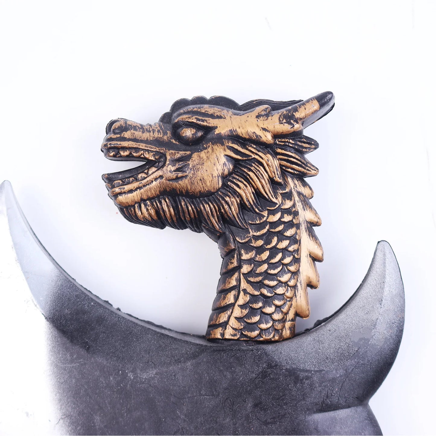 Halloween e Dia dos Mortos 42*16 cm Design Exclusivo Halloween Dragão Escudo Eixo Cosplay Festa Armas Medieval Viking Tomahawk Realista Halloween Machado de Mão 