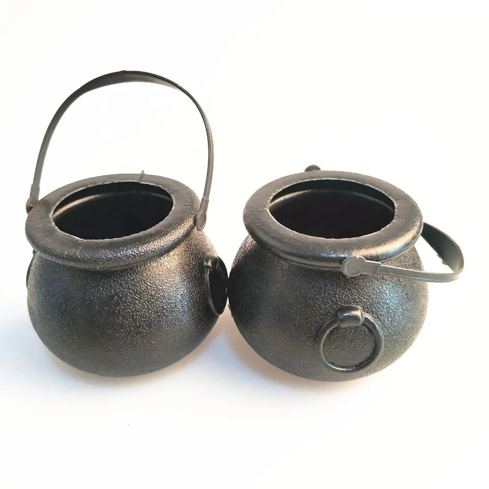 Halloween & Day of the Dead Black Candy Cauldron Kettle Magic Castle Novelty Candy Holder Pot Plastic St Patrick's Decoration