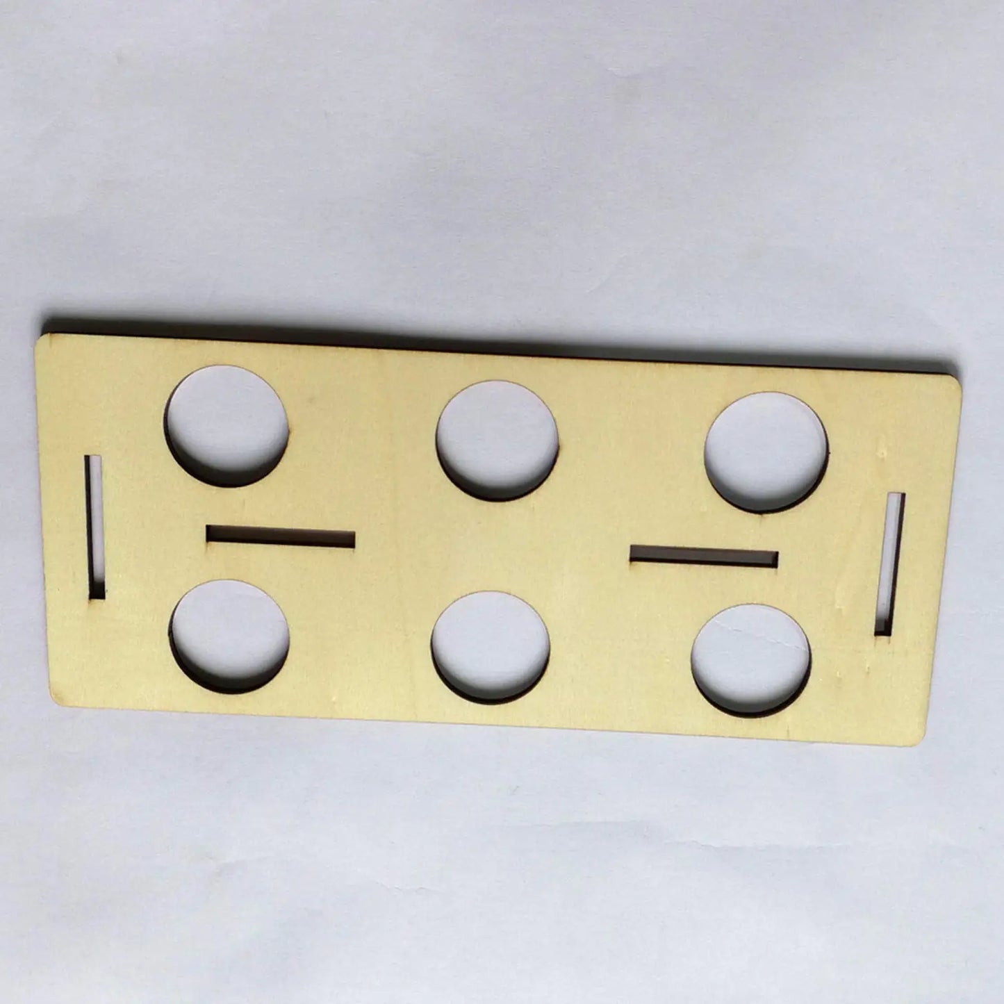 Easter and Thanksgiving 3 Egg Holders Household Egg Holders Easter Accessories Holiday Holders Easter Holiday Supplies Decorative Wooden Egg Holders