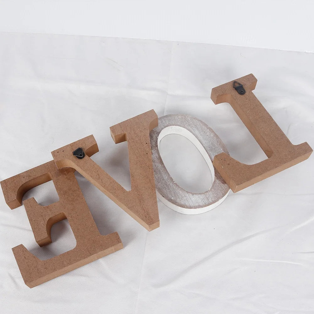 Freestanding wooden letter wooden block character sign home love wooden sign wall decoration wreath