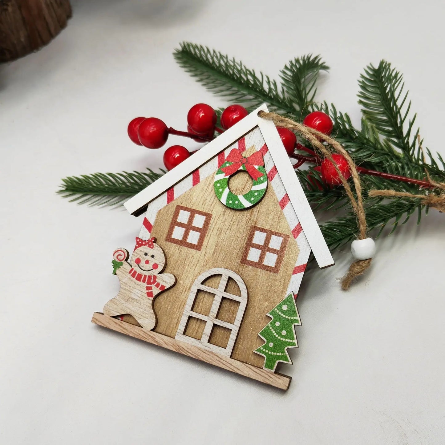 9*11 cm Novelty Christmas Tree Hanging Decoration Holiday Centerpieces Christmas Live 3D Pendants Plywood Snowman Candy Cabin