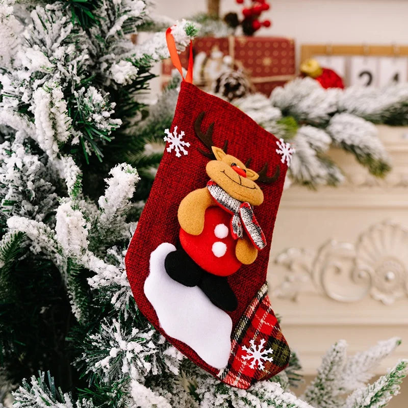 2022 new hot-selling small Christmas socks gift bag Santa Claus children's gift socks candy bag decorative pendant